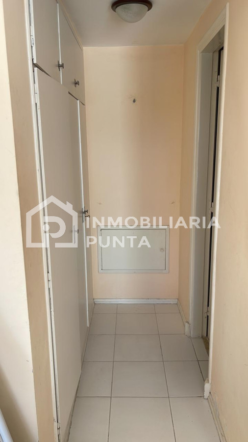 https://ri.com.uy/f/262/0/1200/0/0/0/f6bf02333ea9881efa4ffe4eb2365ae2.jpg