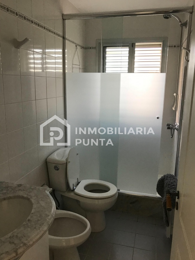 https://ri.com.uy/f/262/0/1200/0/0/0/fce24e224fbe878b308199fd811fa6cf.jpg