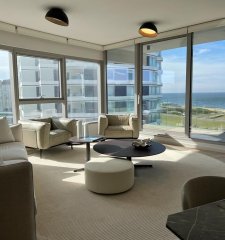 Apartamento en Punta del Este, Brava