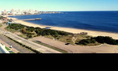 Apartamento de 3 dormitorios en venta, Playa Mansa Punta del Este +Amenities +Frente al Mar