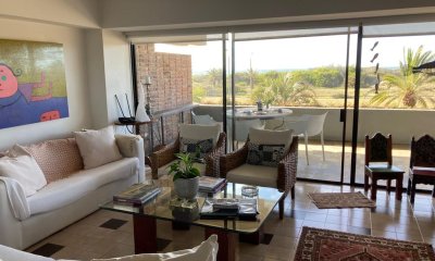 Apartamento de 3 dormitorios en Playa Brava