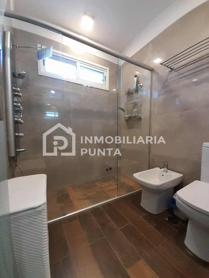 https://ri.com.uy/f/262/1/1200/0/0/0/0053bd85c61a6ff46746fe259511cb14.jpg