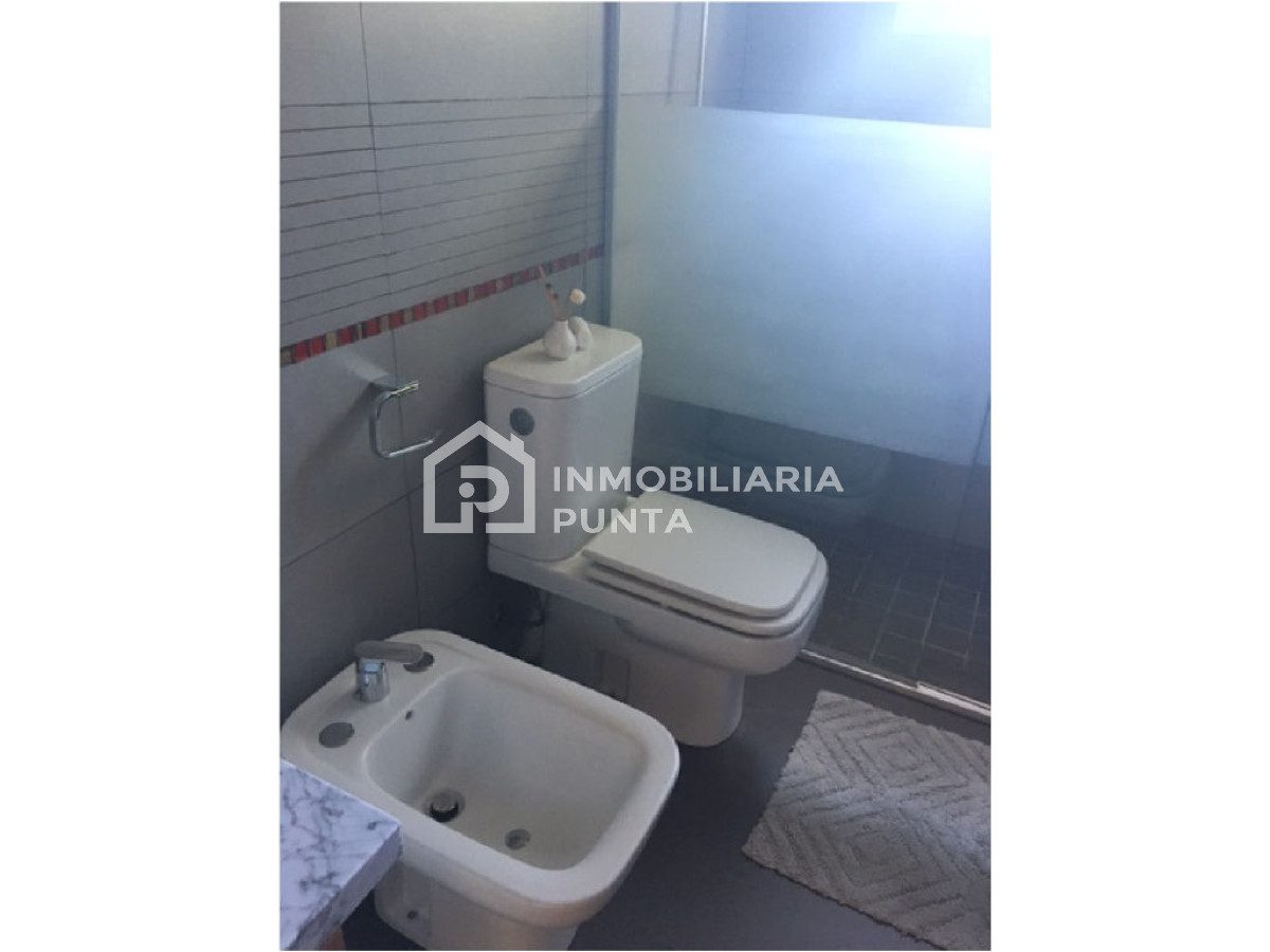 https://ri.com.uy/f/262/1/1200/0/0/0/1e1710c758bdd2bda1133a378924a491.jpg