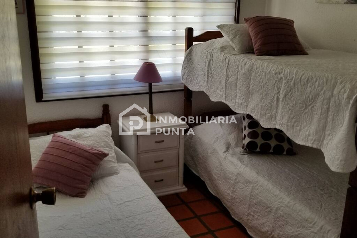 https://ri.com.uy/f/262/1/1200/0/0/0/305f20796d6b74a616f59a5e157bde53.jpg