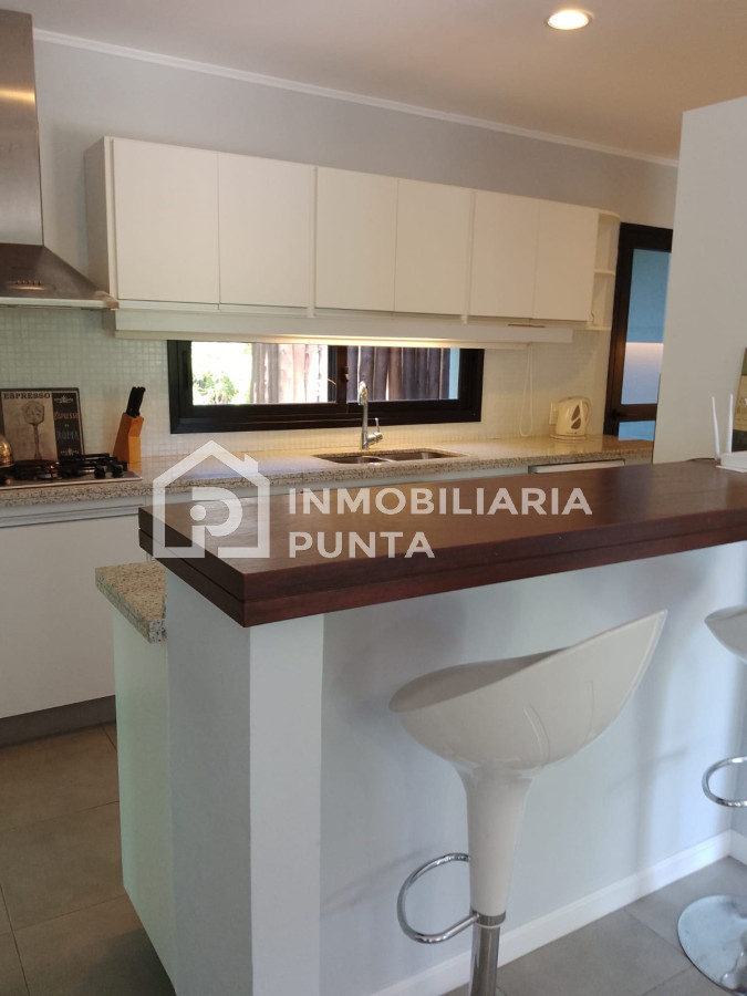 https://ri.com.uy/f/262/1/1200/0/0/0/43451b18a047d7e7f0e50752fa98adde.jpg