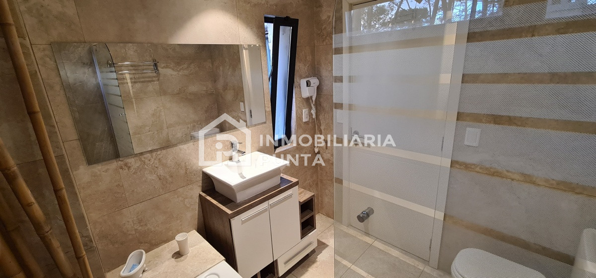 https://ri.com.uy/f/262/1/1200/0/0/0/4e7e73f1bd587f2f863e86d25d4c3e4e.jpg