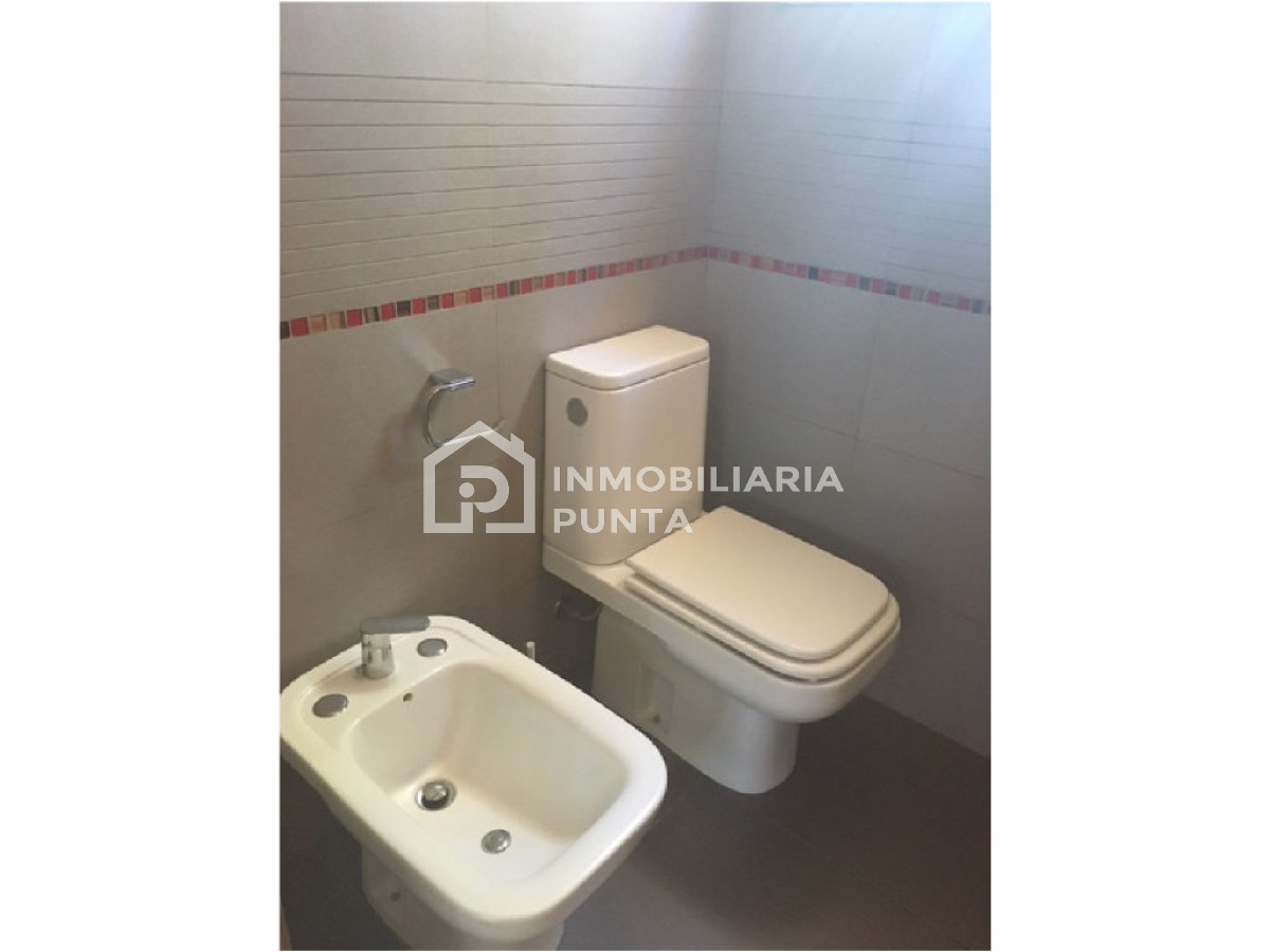 https://ri.com.uy/f/262/1/1200/0/0/0/a33b8c143a81a9ae34ed19703f6bd168.jpg