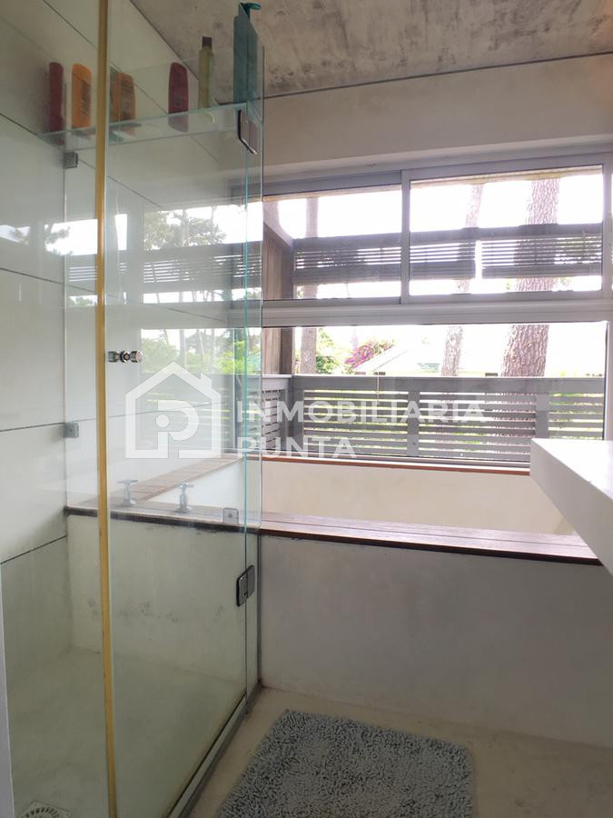https://ri.com.uy/f/262/1/1200/0/0/0/b874f6b08d9b65274fb17589fcc9fe04.jpg