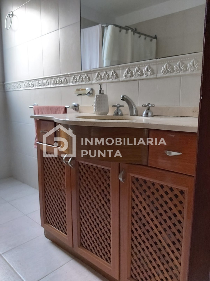 https://ri.com.uy/f/262/1/1200/0/0/0/f90fe8d563990b944054dc7657780f1a.jpg
