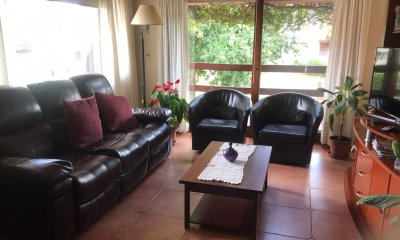 Venta Casa en Jardines de Cordoba, Zona colegios