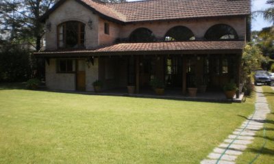 Espectacular casa en Pinares, punta del este