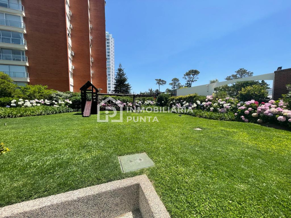 https://ri.com.uy/f/262/6/1200/0/0/0/eca2e45d31996755b1b567522e9e9d64.jpg
