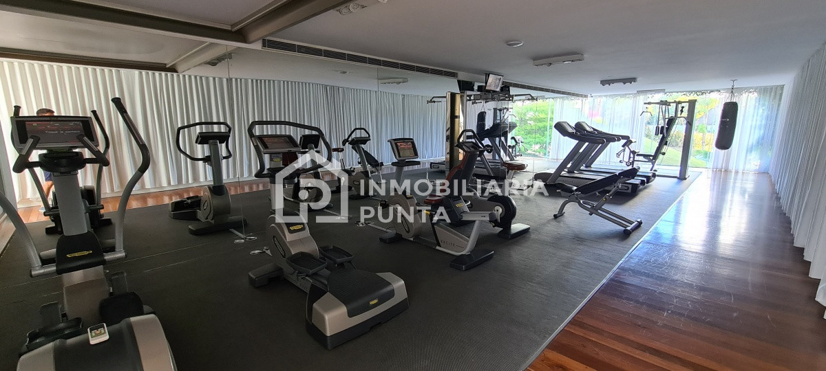 https://ri.com.uy/f/262/6/1200/0/0/0/fcb0ff619bf4e5cbcd0ddb3464568fbb.jpg