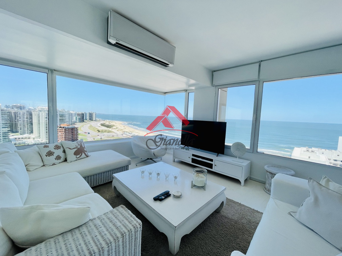 Apartamento ID.1987 - Alquiler temporario de maravilloso departamento piso alto de tres dormitorios, Peninsula, Punta del Este