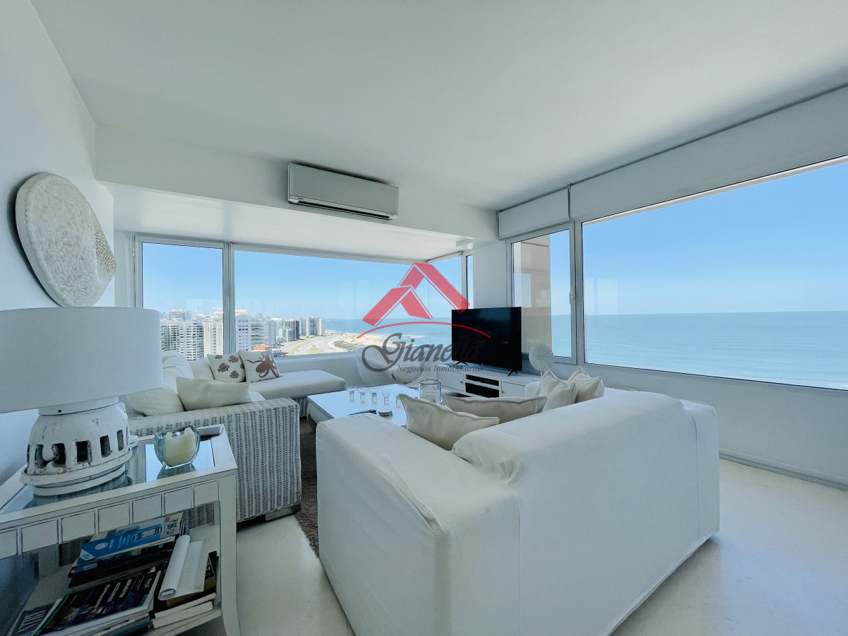 Apartamento ID.1987 - Alquiler temporario de maravilloso departamento piso alto de tres dormitorios, Peninsula, Punta del Este