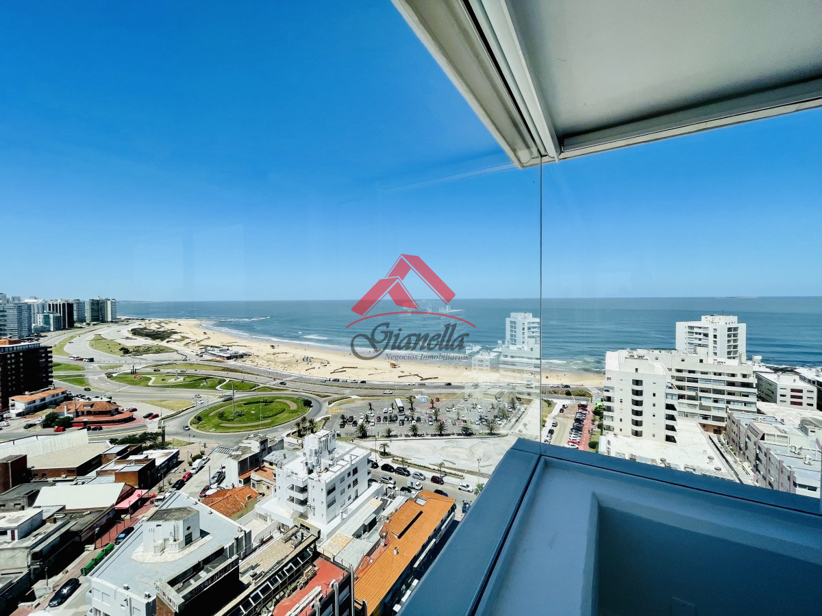 Apartamento ID.1987 - Alquiler temporario de maravilloso departamento piso alto de tres dormitorios, Peninsula, Punta del Este