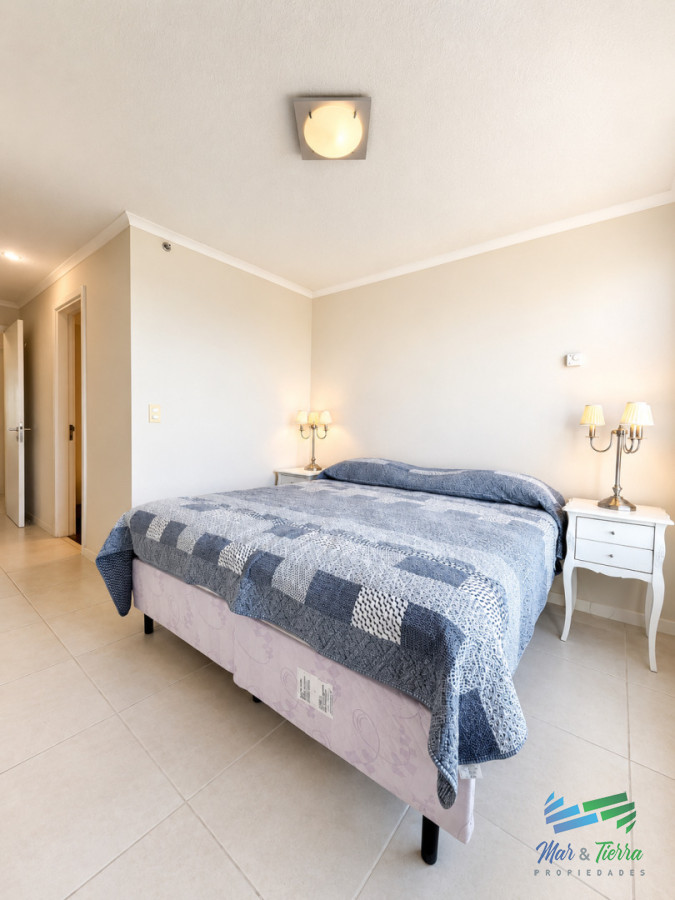 Apartamento ID.5819 - En venta apartamento 3 dormitorios con  muy buenos servicios, Roosevelt, Punta del Este.