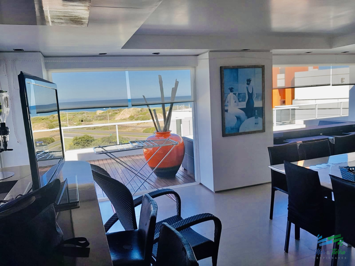 Apartamento ID.5322 - Maravilloso departamento penthouse de 4 suites con barbacoa propia sobre Playa Brava, Punta del Este