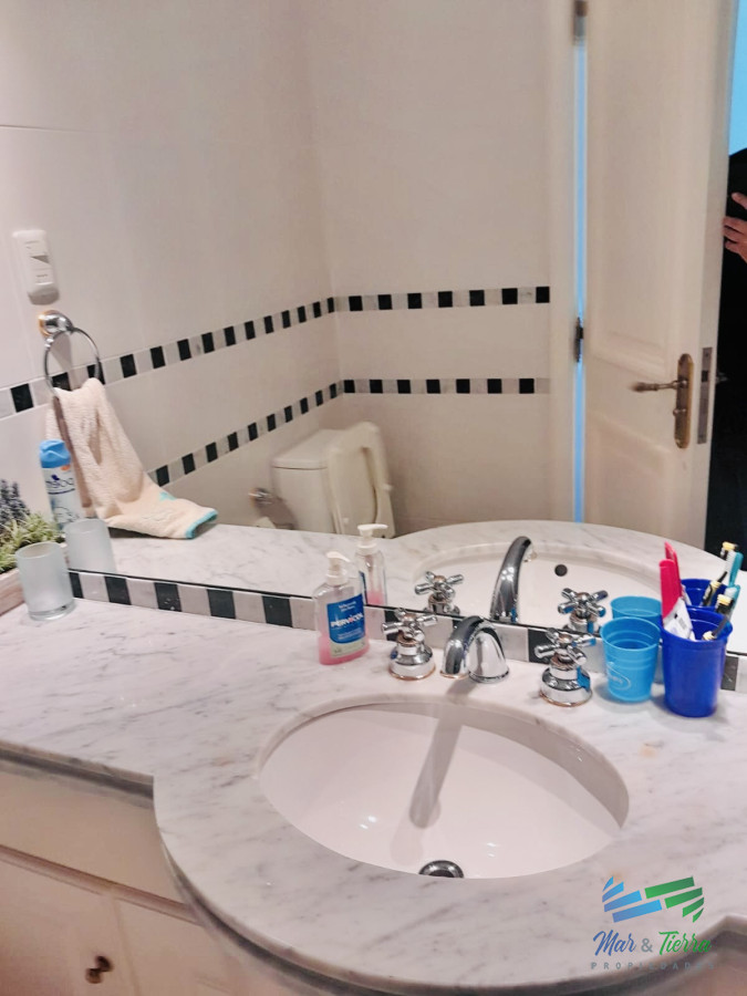 Apartamento ID.5322 - Maravilloso departamento penthouse de 4 suites con barbacoa propia sobre Playa Brava, Punta del Este