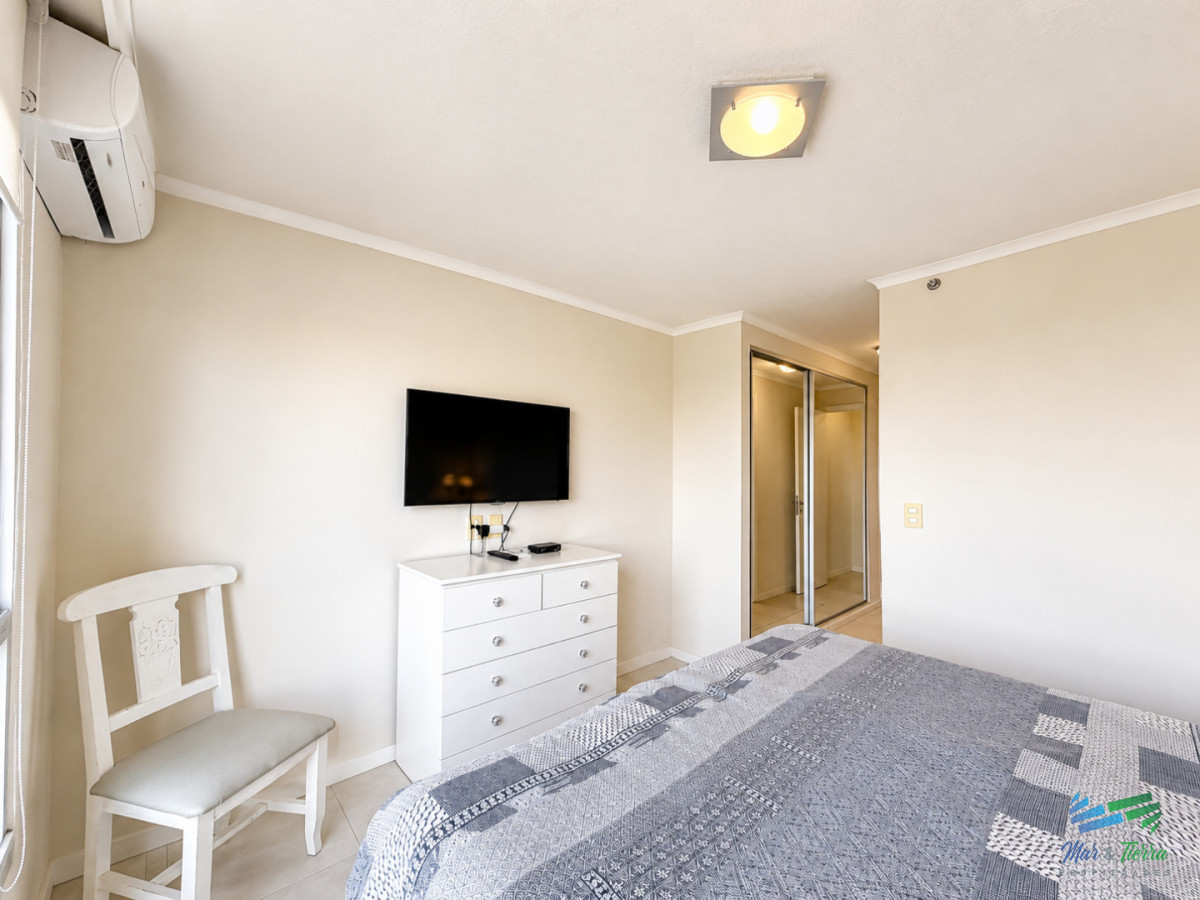 Apartamento ID.5819 - En venta apartamento 3 dormitorios con  muy buenos servicios, Roosevelt, Punta del Este.