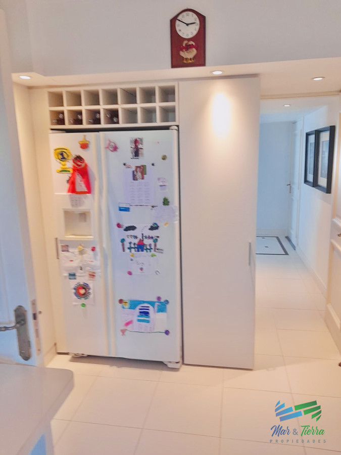 Apartamento ID.5322 - Maravilloso departamento penthouse de 4 suites con barbacoa propia sobre Playa Brava, Punta del Este