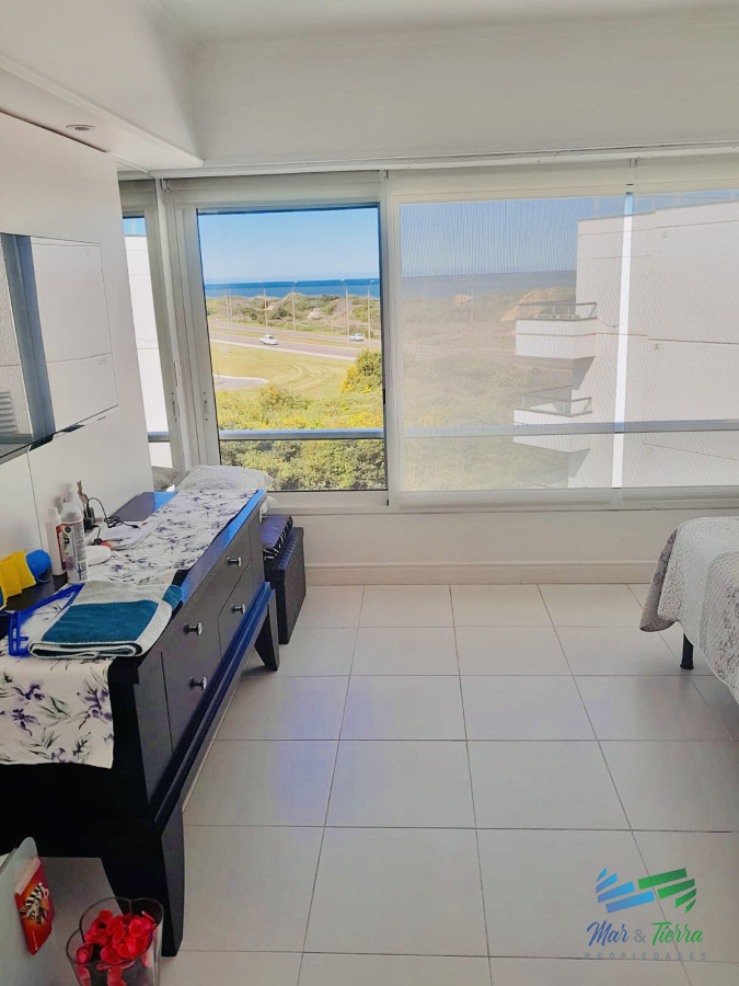 Apartamento ID.5322 - Maravilloso departamento penthouse de 4 suites con barbacoa propia sobre Playa Brava, Punta del Este