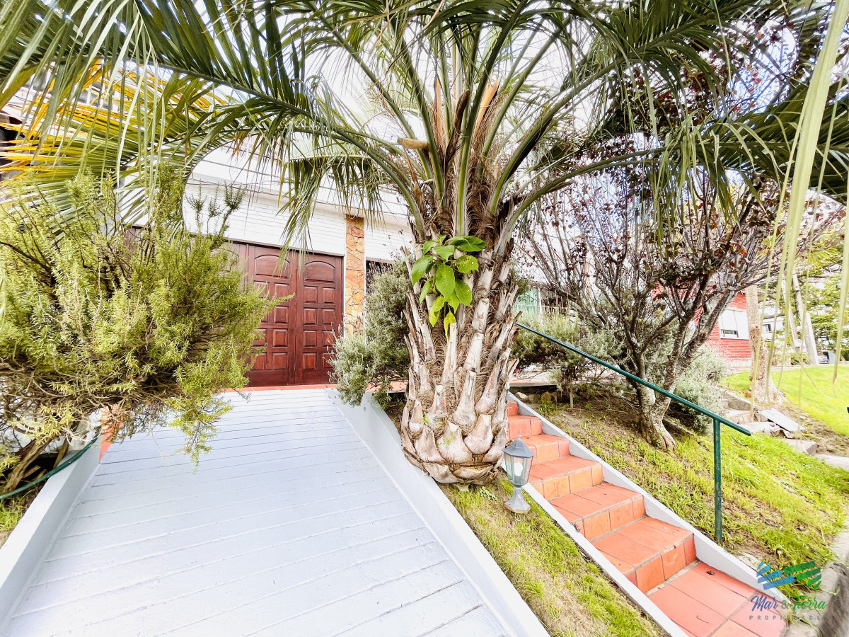 Casa ID.5233 - En Venta! Casa PH de 3 Dormitorios, Parrillero y Garage, en Maldonado, cerca de todo