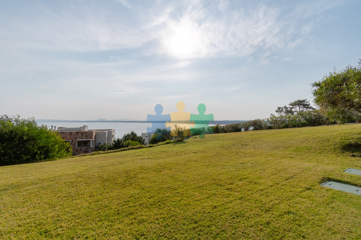 Lomo de la Ballena - GoPunta - Portal Inmobiliario de Punta del Este - Maldonado