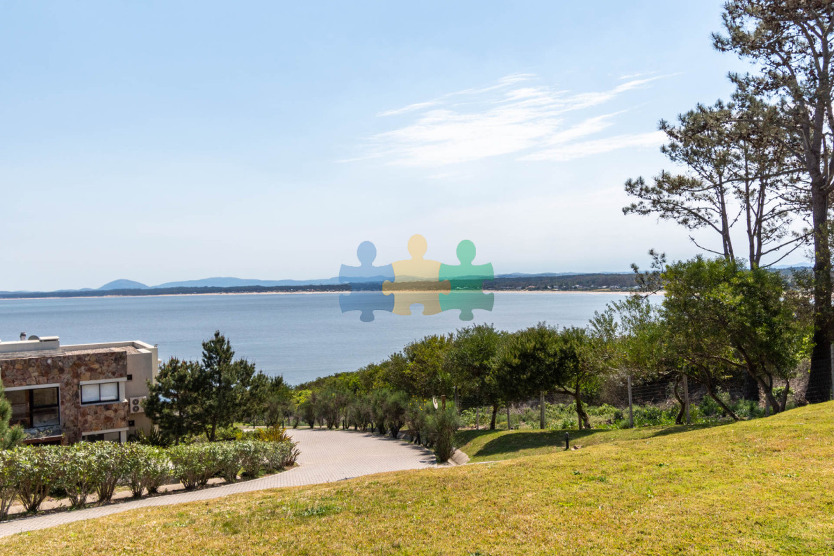 Lomo de la Ballena - GoPunta - Portal Inmobiliario de Punta del Este - Maldonado
