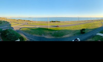 Penthouse a Estrenar de 2 Dormitorios frente a Playa Mansa - Venta - Ref : EQP4571