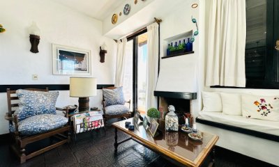Venta de apartamento de 3 dormitorios y 2 baños a metros del Mar en Playa Mansa - Ref : EQP7323