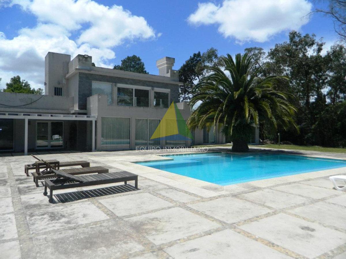Beverly Hills - GoPunta - Portal Inmobiliario de Punta del Este - Maldonado