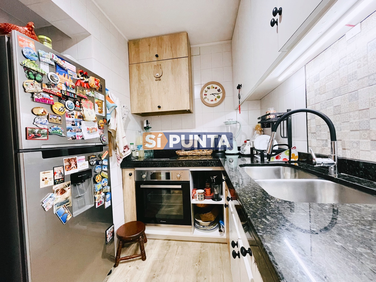 Apartamento ID.1925 - Excelente Apartamento de 2 Dormitorios Frente a Los Dedos, Playa Brava Punta del Este