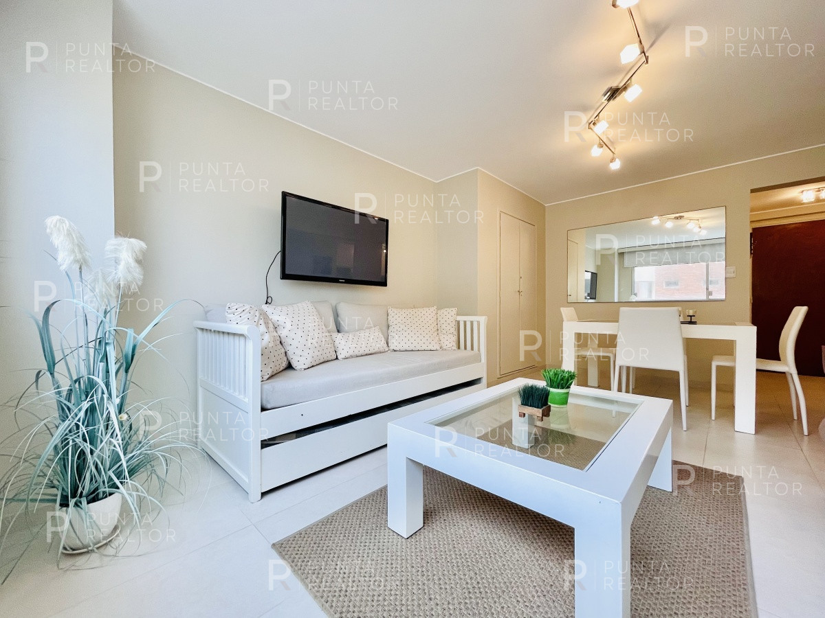 Apartamento ID.1589 - Excelente Apartamento de 1 Dormitorio en Punta Península, Punta del Este