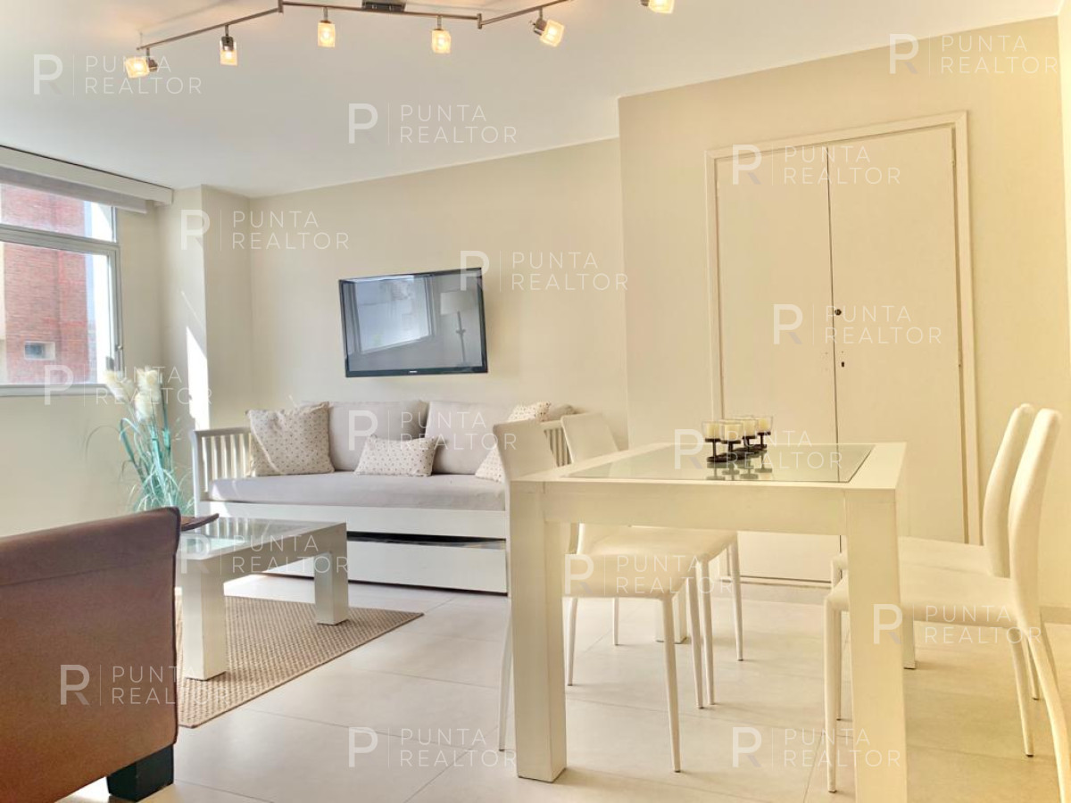 Apartamento ID.1589 - Excelente Apartamento de 1 Dormitorio en Punta Península, Punta del Este