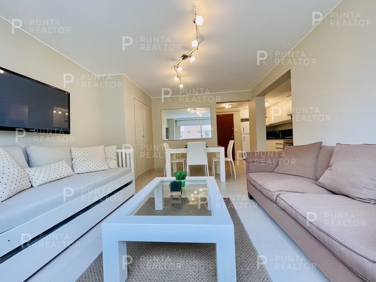 Apartamento ID.1589 - Excelente Apartamento de 1 Dormitorio en Punta Península, Punta del Este