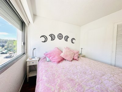 Apartamento en alquiler de 2 dormitorios con 2 baños sobre Roosevelt, Punta del Este - VLX5958A