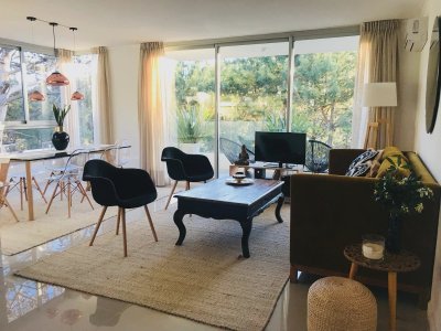Muy Buen Apartamento de 2 Dormitorios - Punta del Este - DBP55099A
