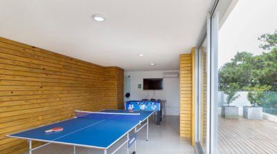 Muy Buen Apartamento de 2 Dormitorios - Punta del Este - DBP55099A