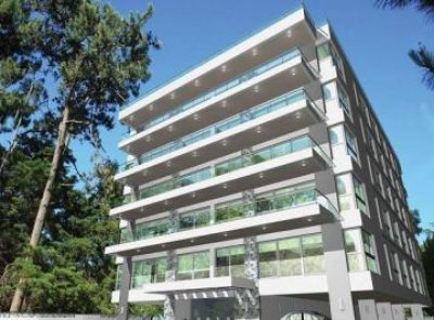 Muy Buen Apartamento de 2 Dormitorios - Punta del Este - DBP55099A