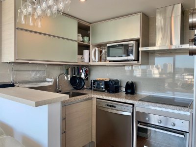 Apartamento ID.2089 - Venta de excelente Apartamento de dos Dormitorios, Playa Mansa