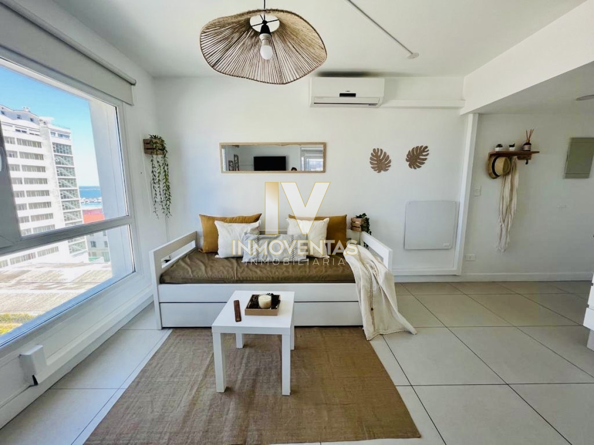 Venta Apartamento Moderno en el corazón de la Península de Punta del Este - IEV4159A