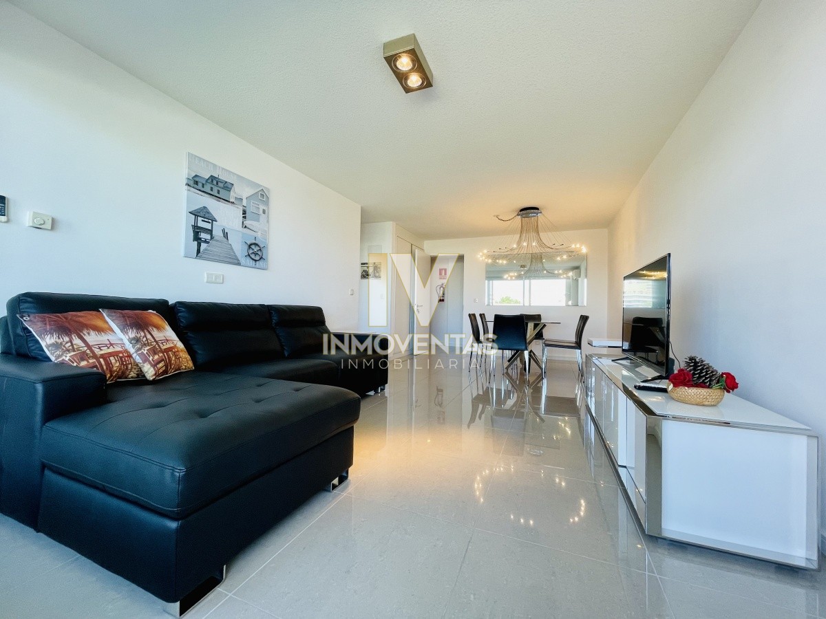 Apartamento ID.3347 - Venta y alquiler temporario de apartamento de un dormitorio en torre de categoría a pasos de Playa Brava