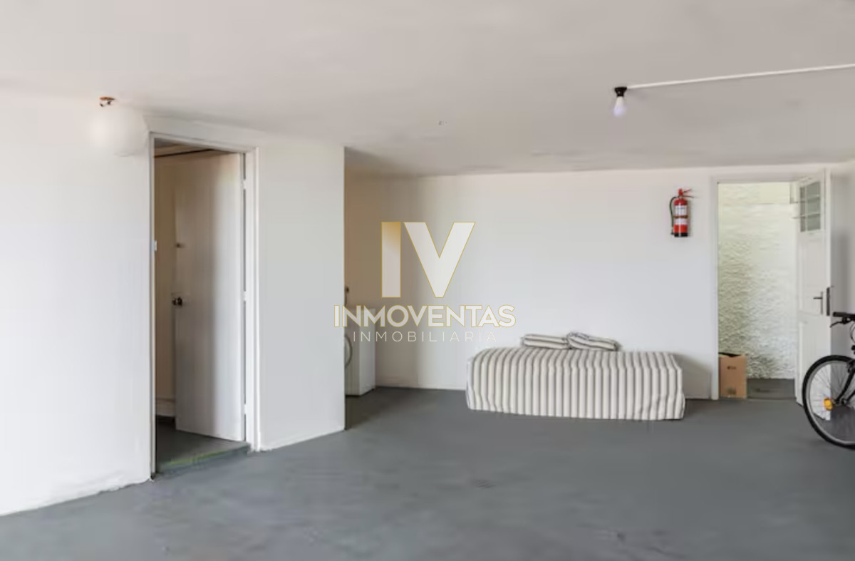 Casa ID.4087 - Gran Casa en Venta sobre el Mar de 5 Dormitorios y Dependencia en Península, Punta del Este