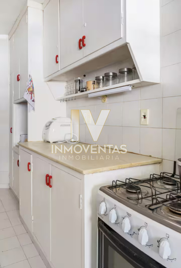 Casa ID.4087 - Gran Casa en Venta sobre el Mar de 5 Dormitorios y Dependencia en Península, Punta del Este
