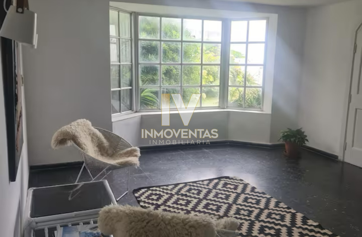Casa ID.4087 - Gran Casa en Venta sobre el Mar de 5 Dormitorios y Dependencia en Península, Punta del Este
