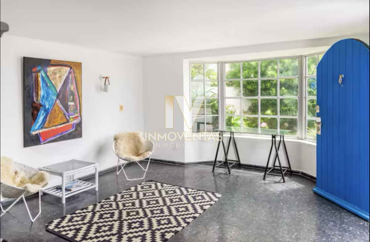 Casa ID.4087 - Gran Casa en Venta sobre el Mar de 5 Dormitorios y Dependencia en Península, Punta del Este