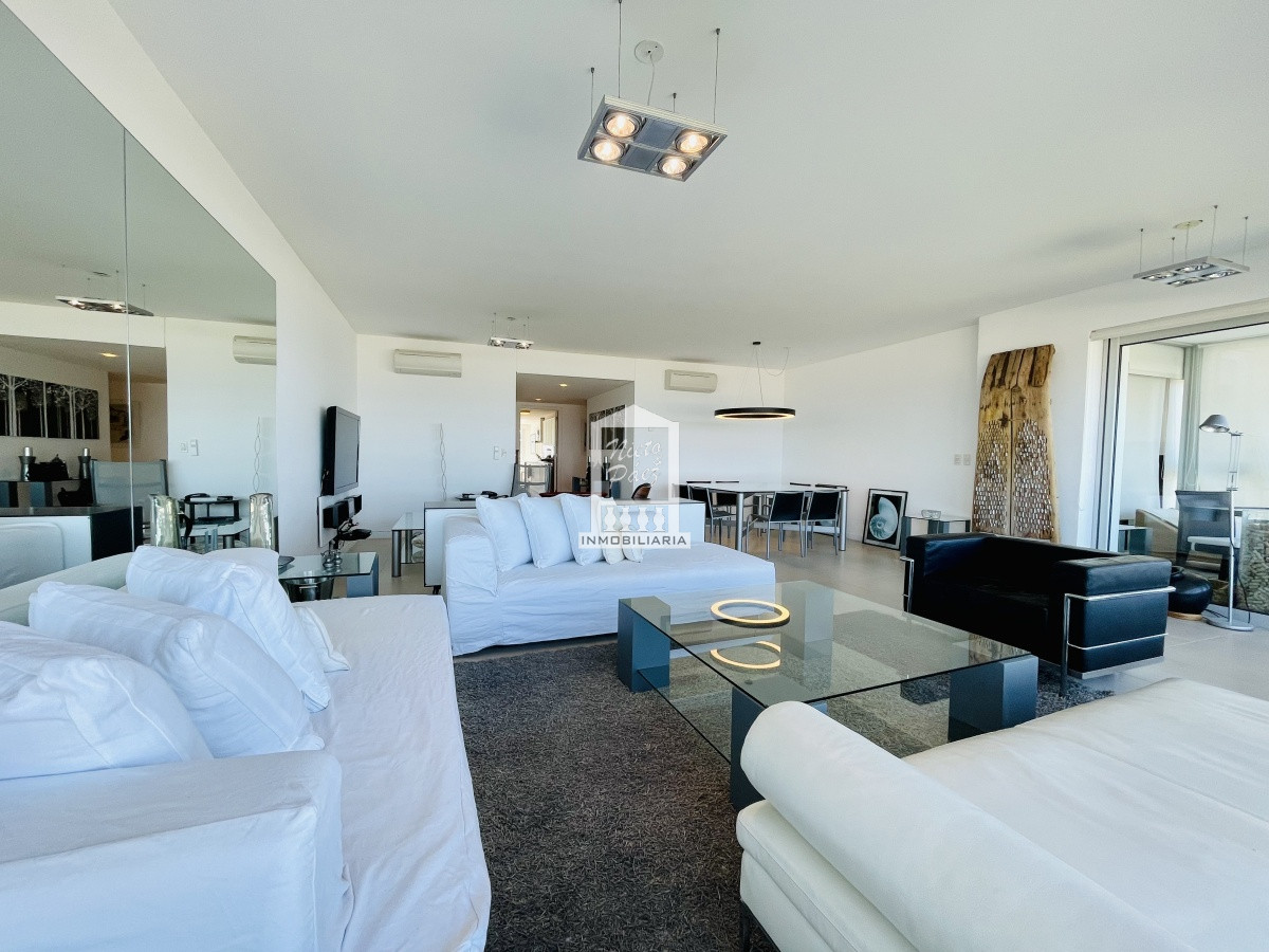 Brava - GoPunta - Portal Inmobiliario de Punta del Este - Maldonado