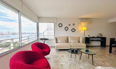 Venta Apartamento 2 Dormitorios + Dependencia y Vista al Mar en Tunquelem