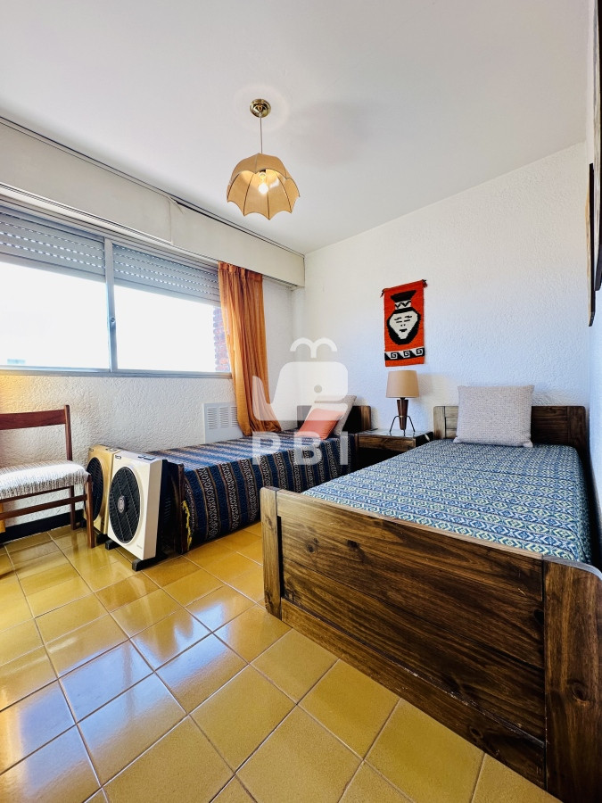 VmVudGEgZGUgYXBhcnRhbWVudG8gc29icmUgcHJpbWVyYSBmaWxhIGRlIE1hciBlbiBQbGF5YSBNYW5zYSwgdHJlcyBkb3JtaXRvcmlvcyAtIENhbWJvcml1IC0gUmVmIDogUEJJMTU3OTY=